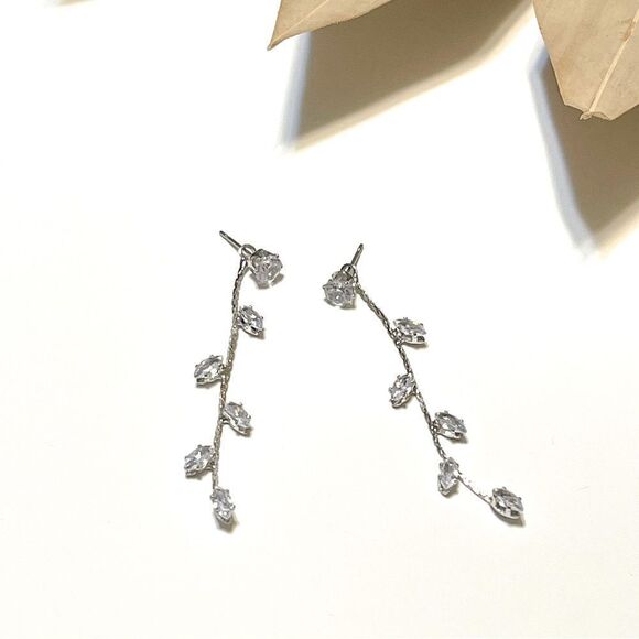 leaf earrings #481  - Picture 5 of 6